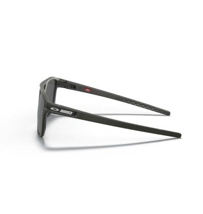 Latch Beta Oakley Glasses