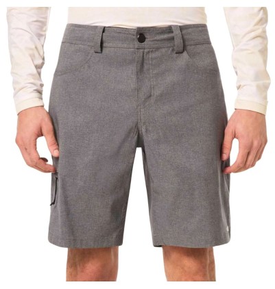 Walk Short Oakley Hybrid
