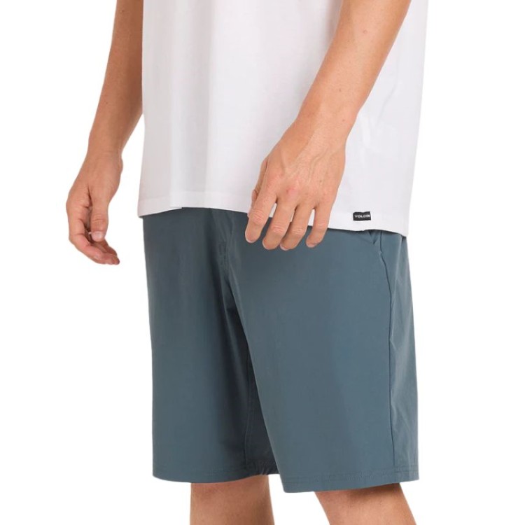 Bermuda Volcom Frickin Cross