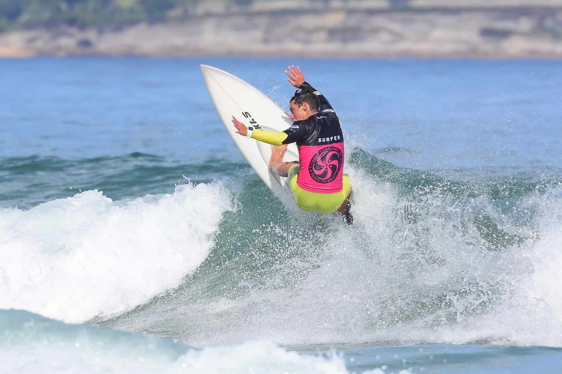 Campeonato de surf en Somo